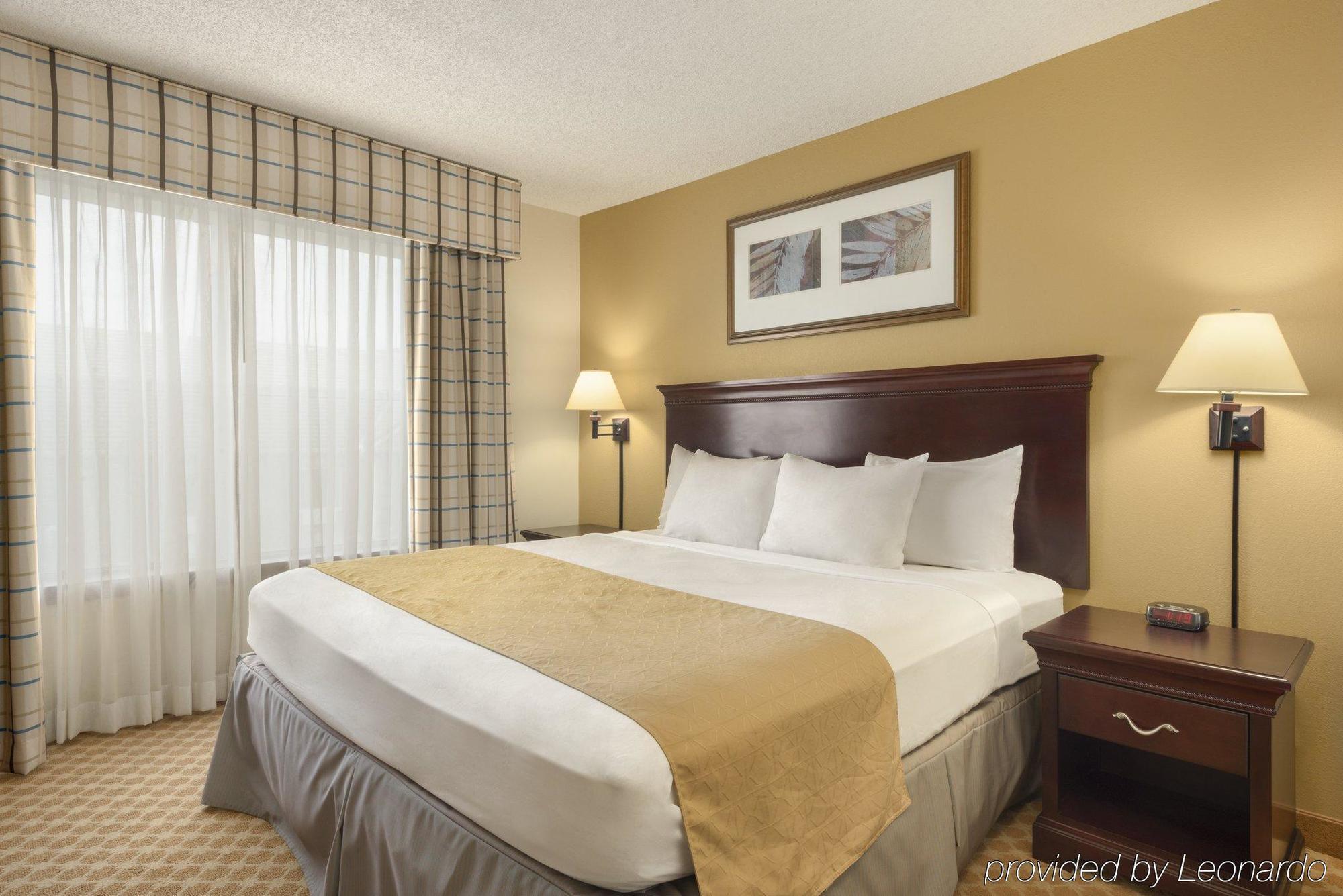 Country & By Radisson, Kingsland, Ga
